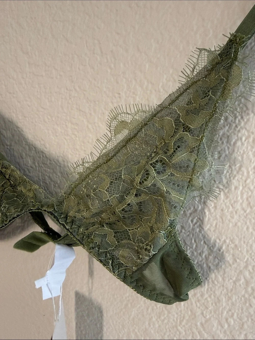 N/A delicate olive